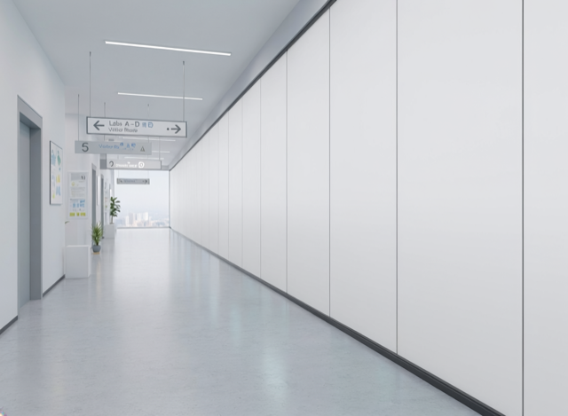 シーン1：見学通路から“見せたいところだけ”を見せる