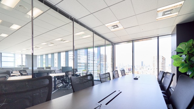 オフィス設計の視点で整理：瞬間調光フィルムでできること